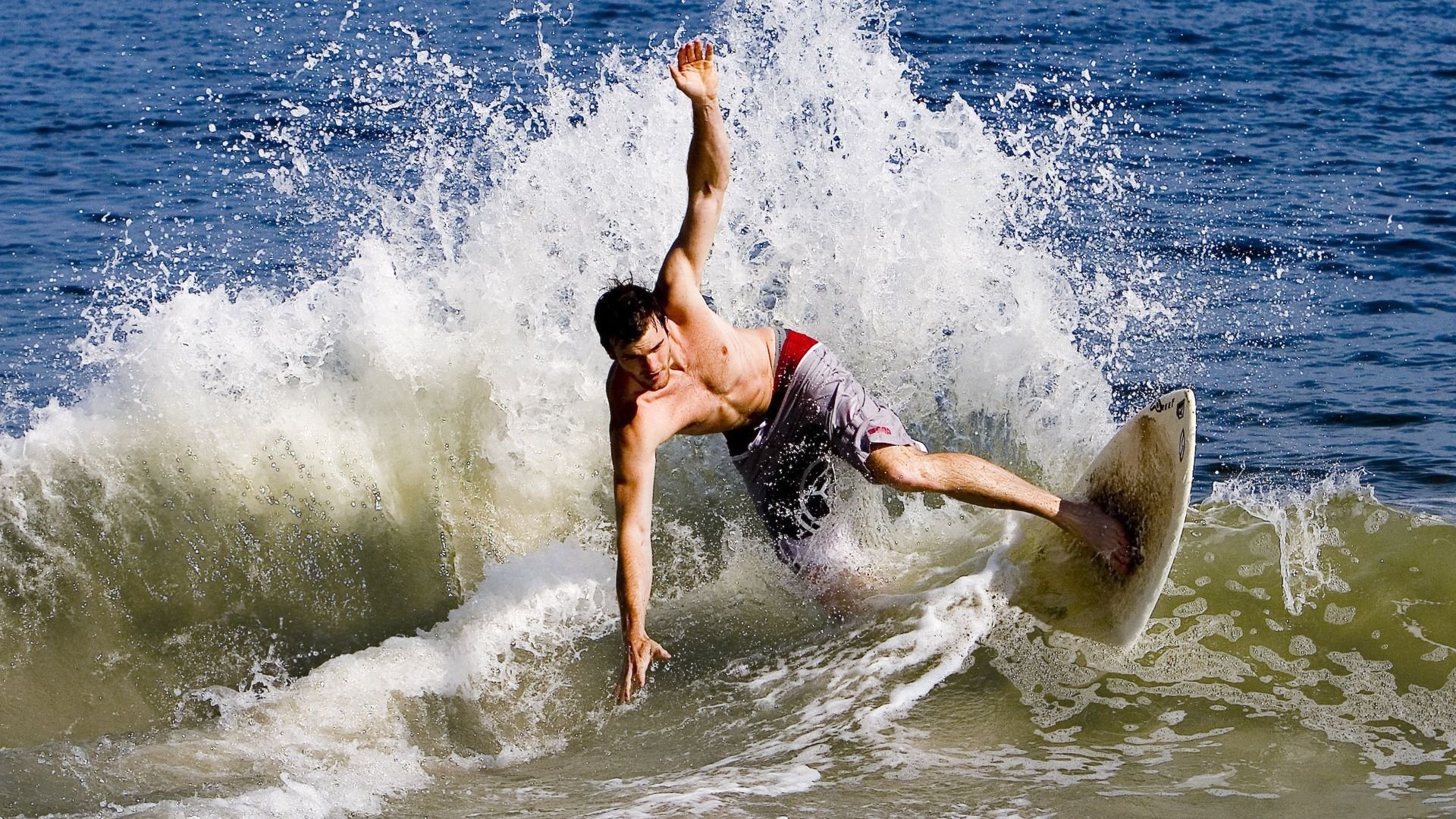 《ApexLegends》“天空之巅”地图爆料，战术层出不穷！